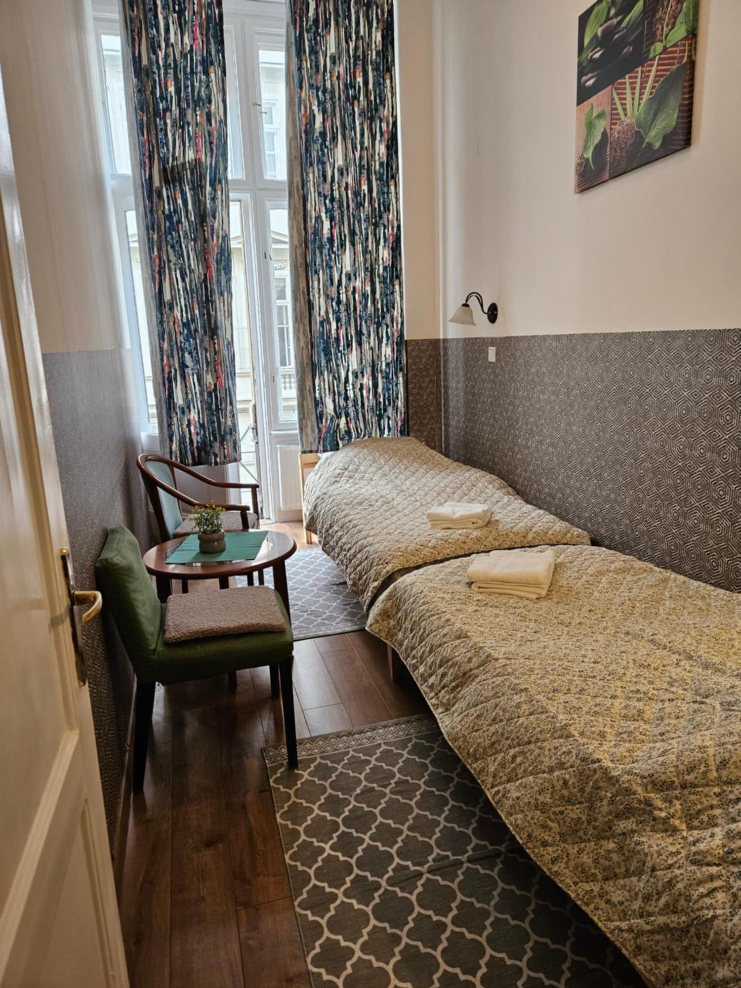 Danube Bridge Apartments Budapest Exterior foto
