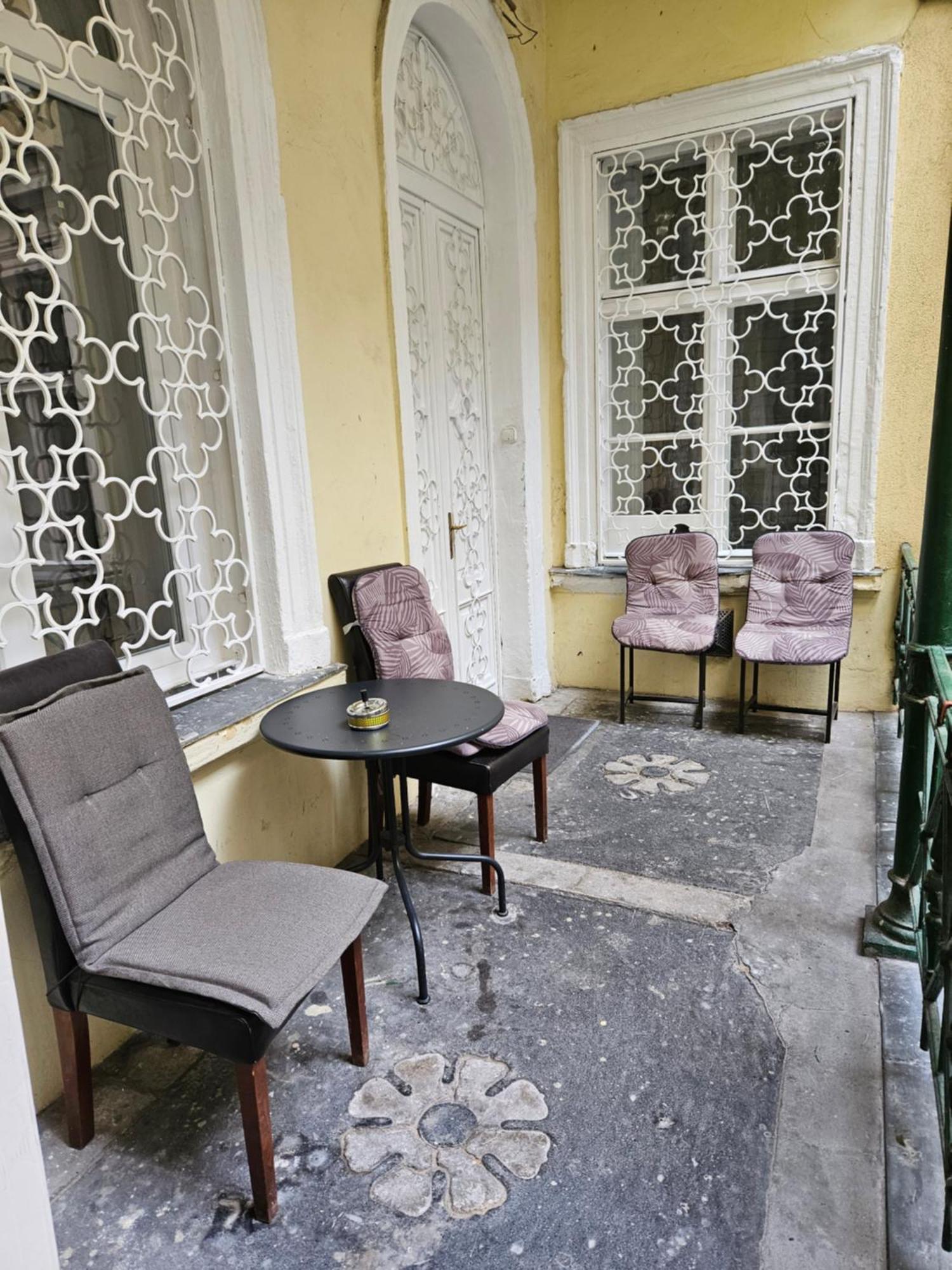 Danube Bridge Apartments Budapest Exterior foto