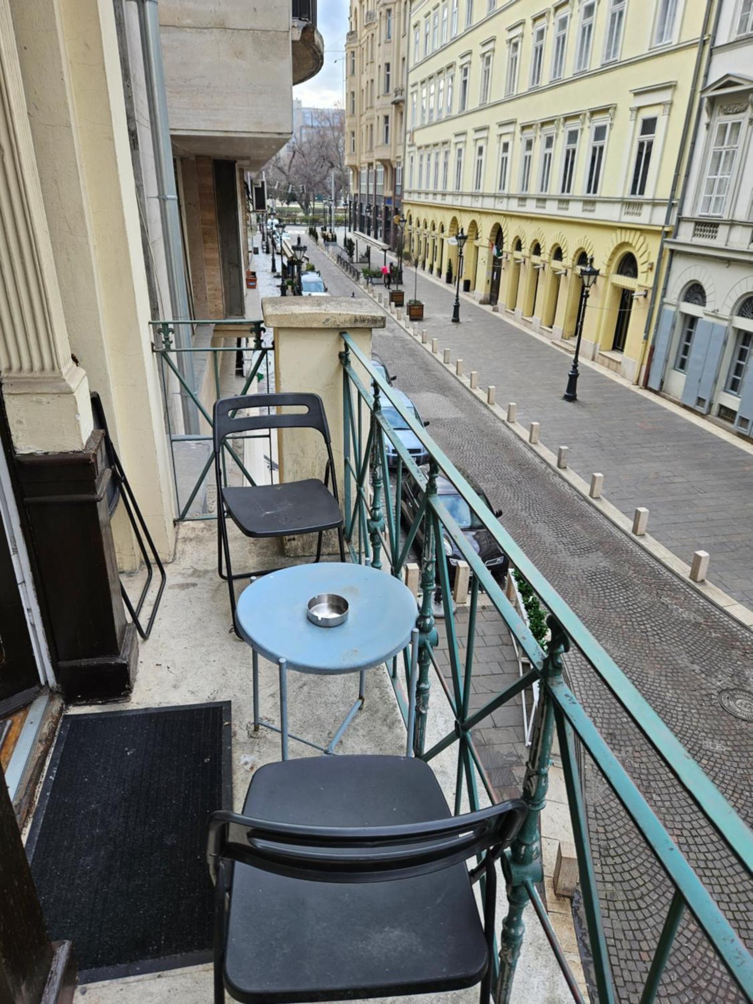 Danube Bridge Apartments Budapest Exterior foto